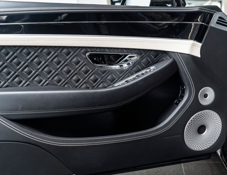 Bentley Continental GT Kupé 6,0 l 467 kw