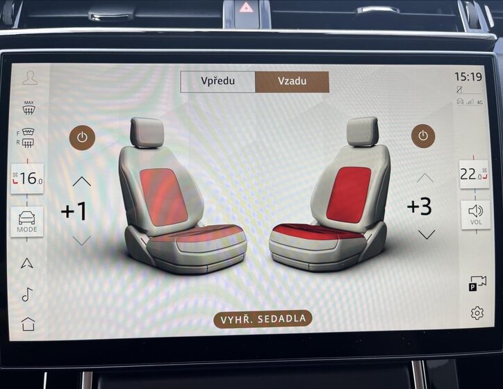 Land Rover Range Rover Velar SUV / Terénní 2,0 l 150 kw