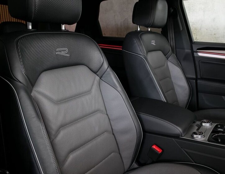 Volkswagen Touareg SUV / Terénní 3,0 l 210 kw