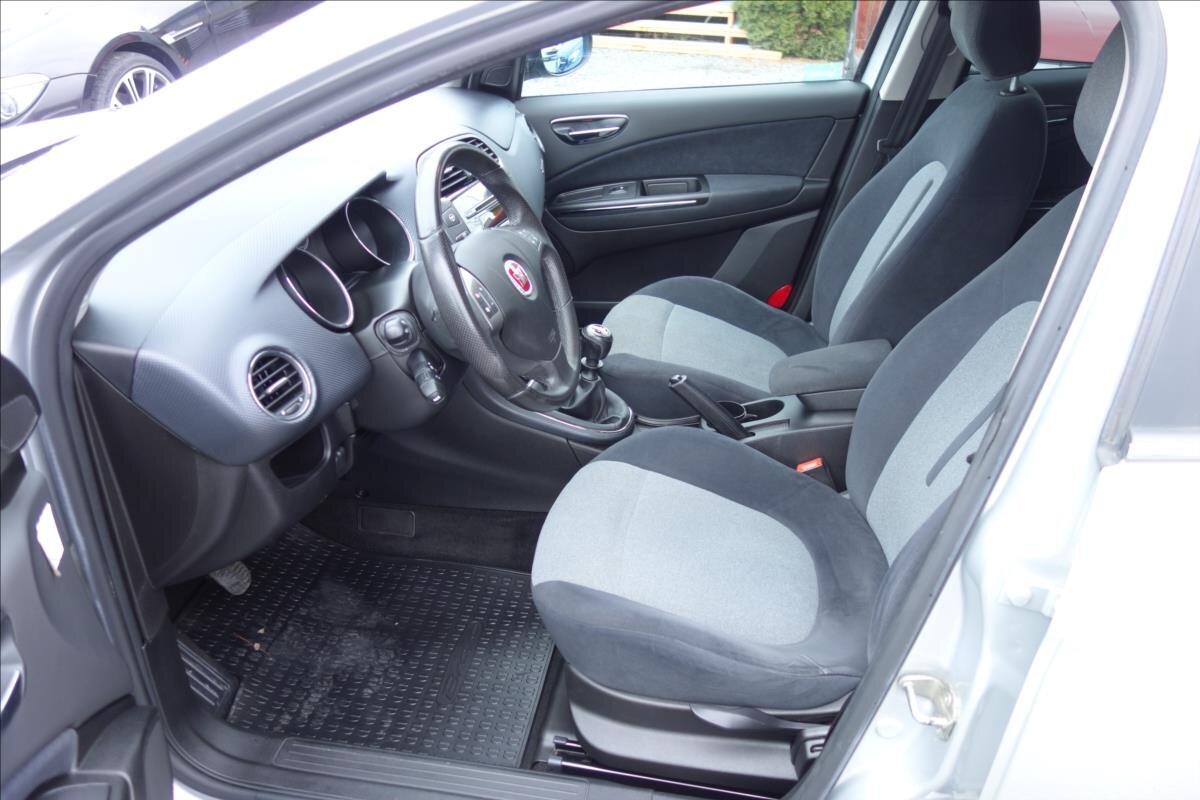 Fiat Bravo Hatchback 1,6 l 88 kw