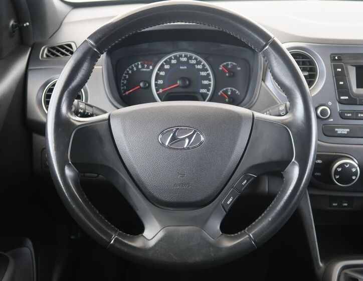 Hyundai i10 14