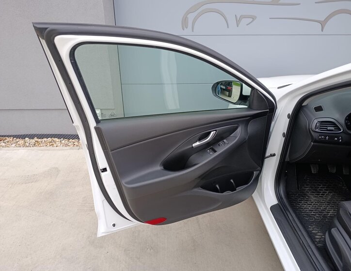 Hyundai i30 Kombi 1,4 l 73 kw