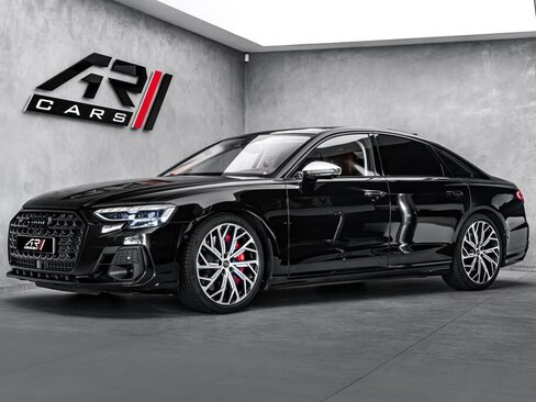 Audi S8 Sedan / Limuzína 4,0 l 420 kw