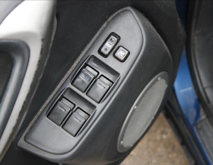 Toyota RAV4 Ostatní 2,0 l 85 kw