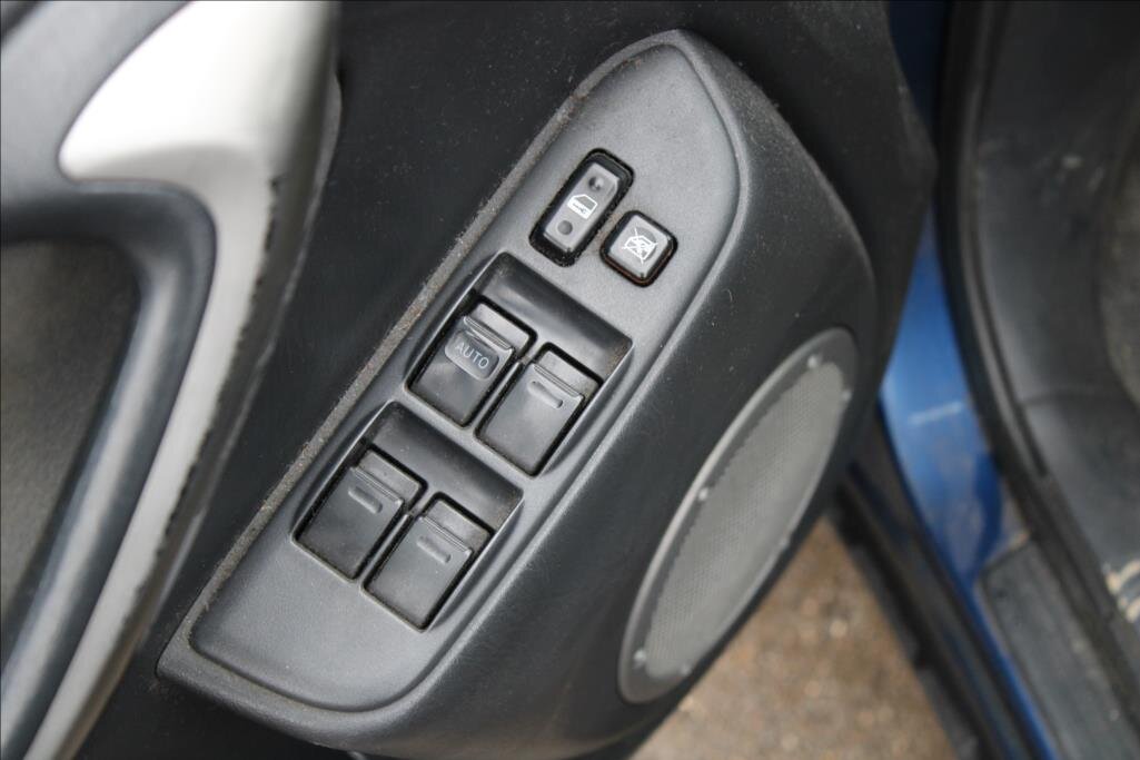 Toyota RAV4 Ostatní 2,0 l 85 kw