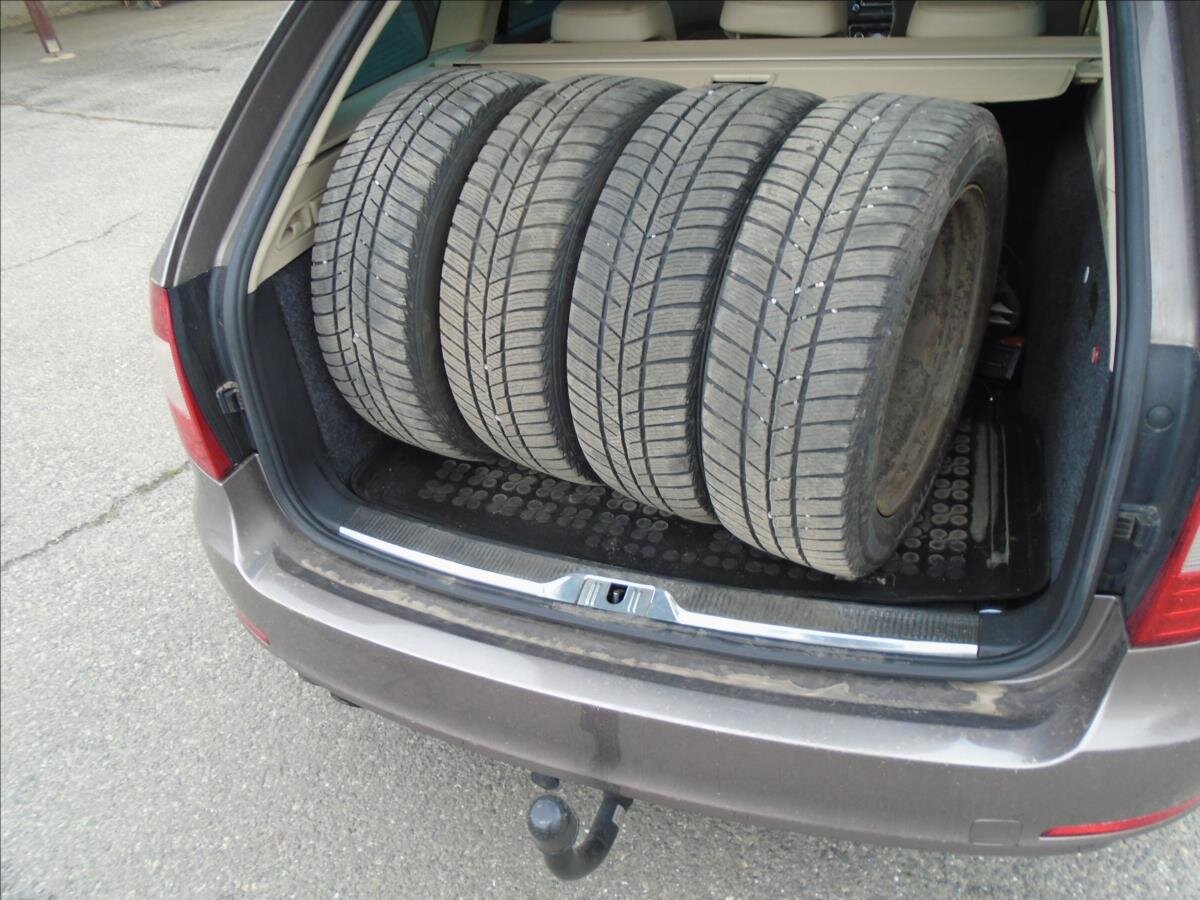 Škoda Superb Kombi 2,0 l 125 kw