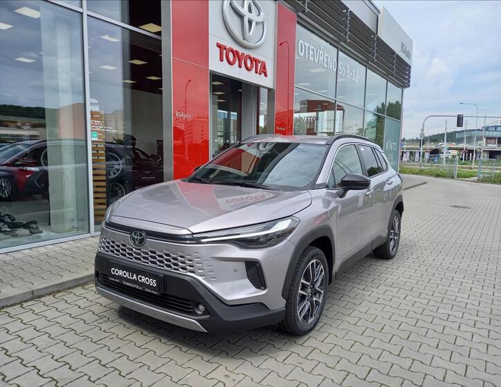 Toyota Corolla Cross 1