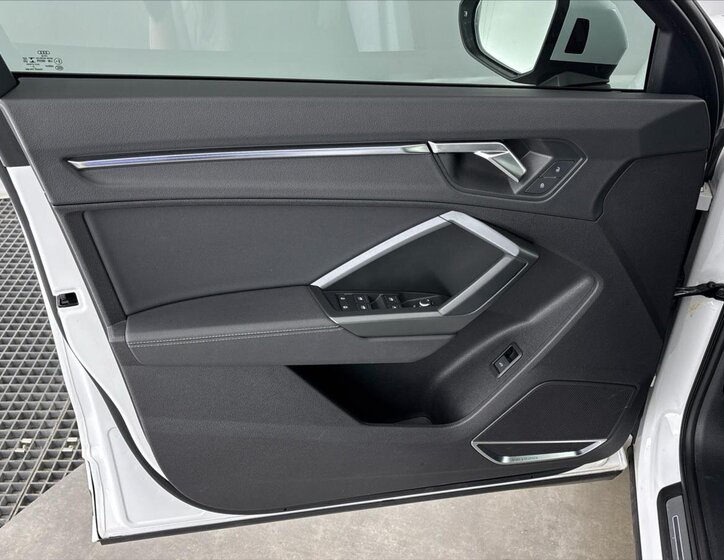 Audi Q3 SUV / Terénní 2,0 l 140 kw