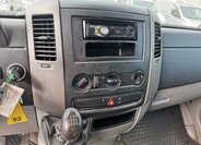 Volkswagen Crafter 9