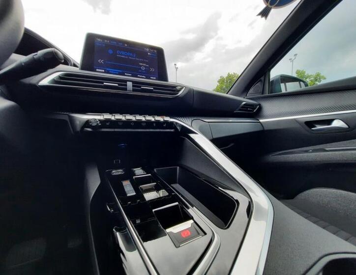 Peugeot 5008 22