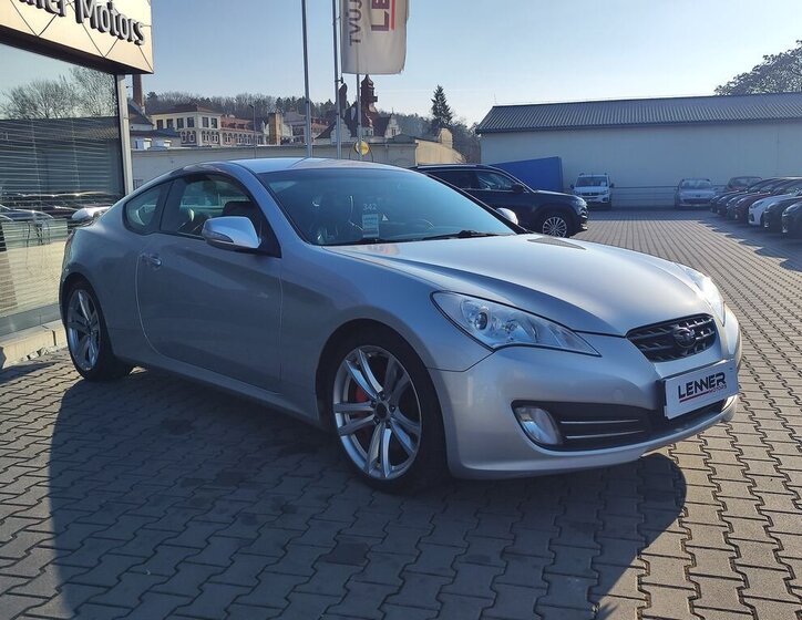 Hyundai Genesis Kupé 0,0 223 kw