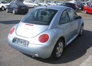 Volkswagen New Beetle 3