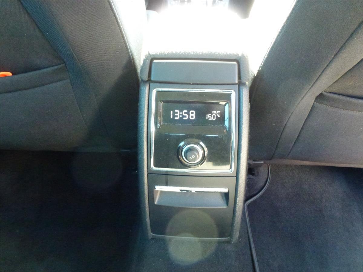 Škoda Superb Kombi 2,0 l 125 kw