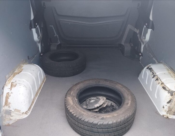 Opel Vivaro Skříň 1,6 l 89 kw