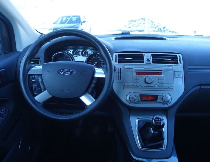 Ford Kuga 7