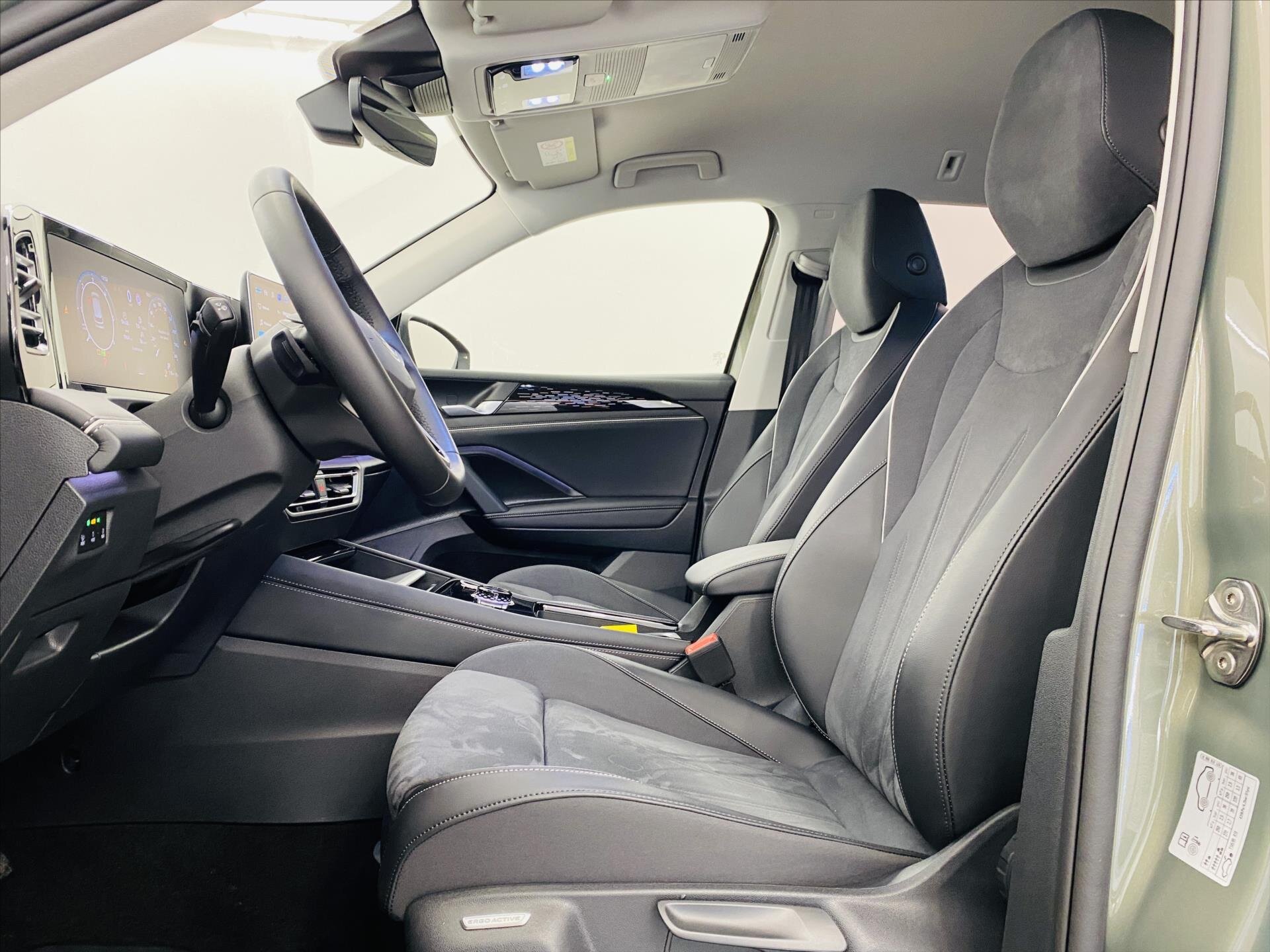 Volkswagen Tiguan SUV / Terénní 2,0 l 142 kw