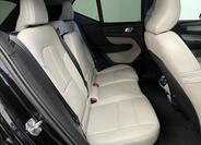 Volvo XC40 25
