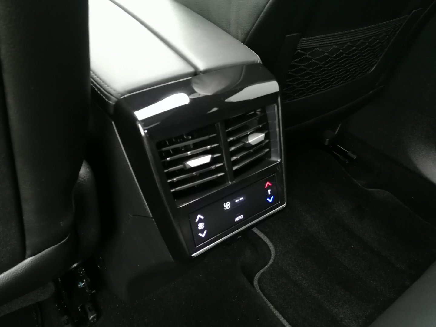 DS Automobiles DS7 Crossback