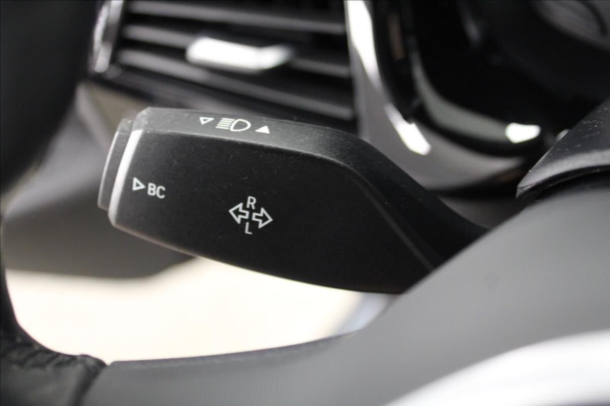 BMW Řada 5 Kombi 2,0 l 140 kw