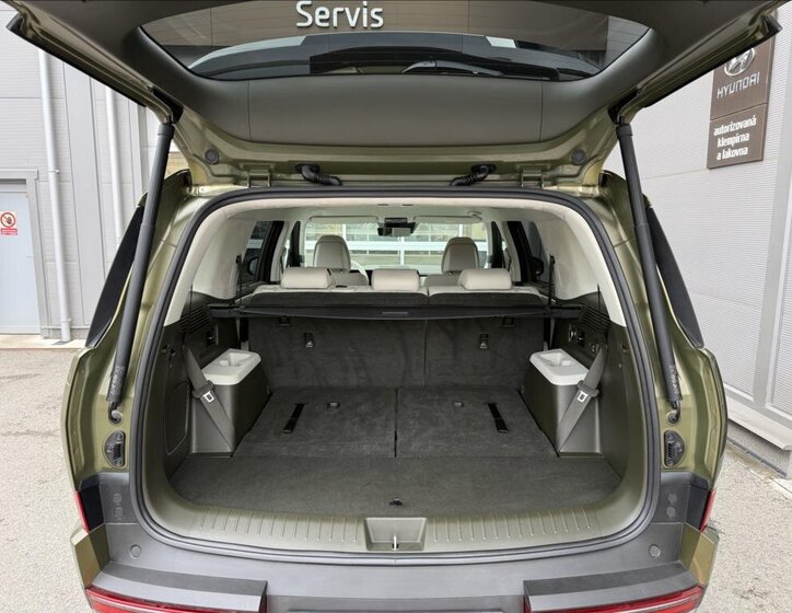 Hyundai Santa Fe SUV 1,6 l 187 kw