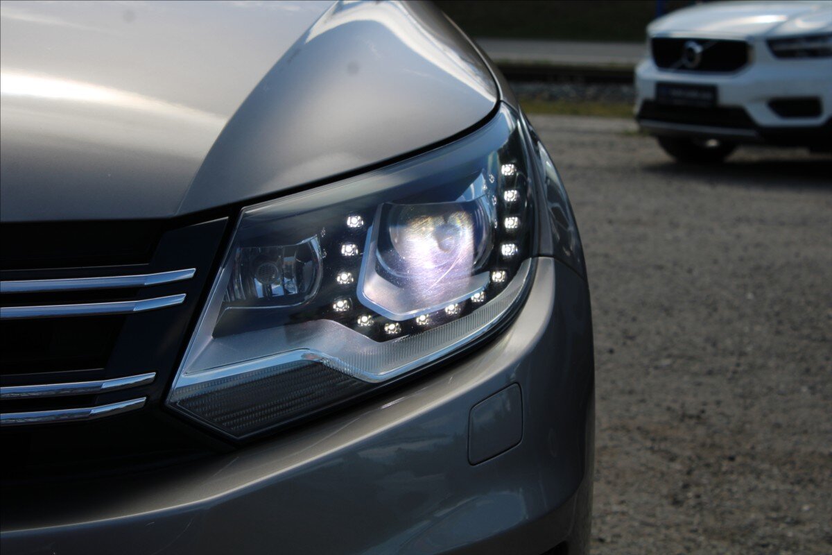 Volkswagen Tiguan SUV / Terénní 2,0 l 103 kw