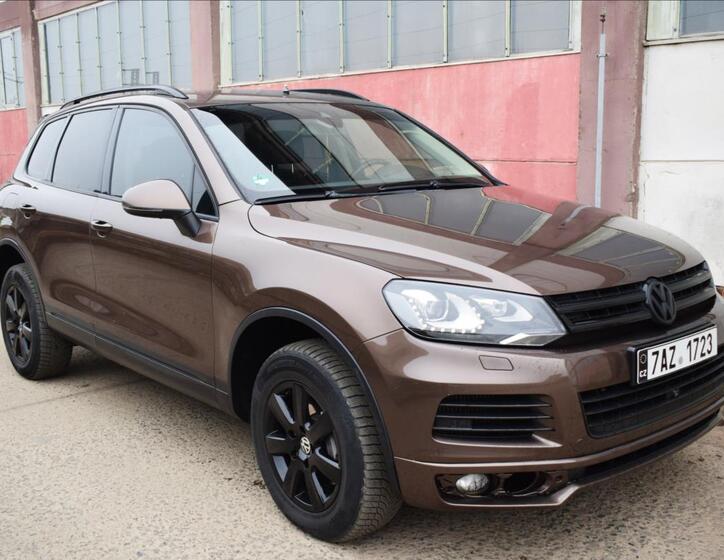 Volkswagen Touareg 8