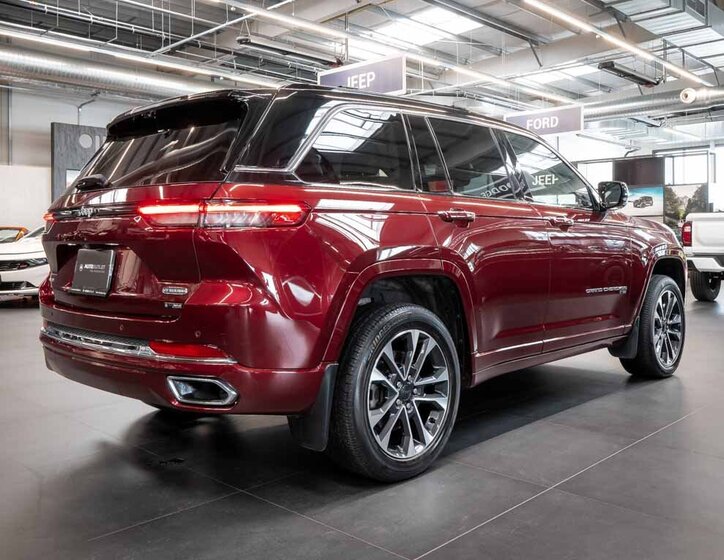 Jeep Grand Cherokee 7