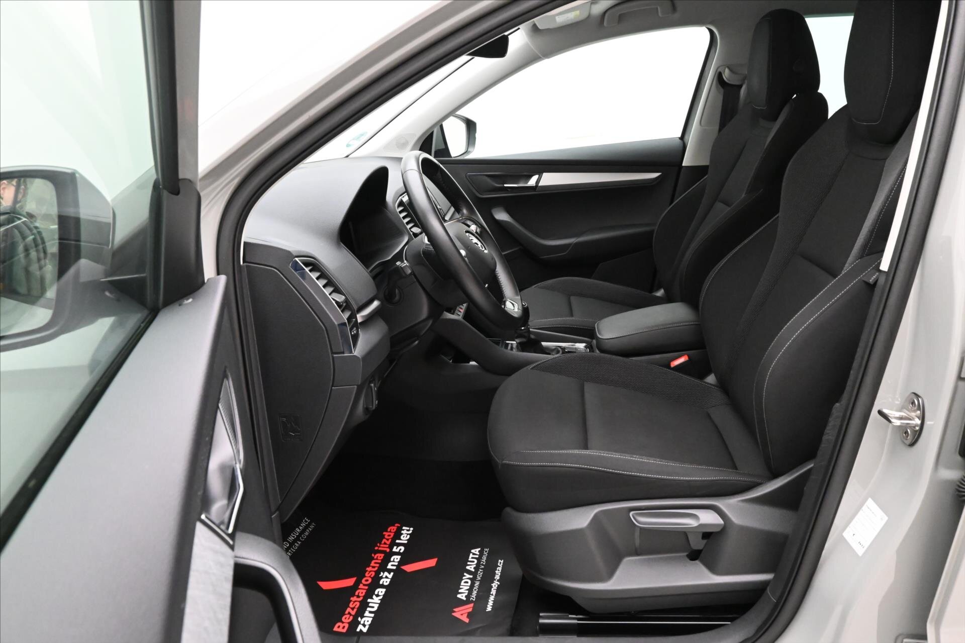 Škoda Karoq SUV 999,0 81 kw