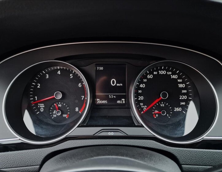 Volkswagen Passat Kombi 1,4 l 110 kw