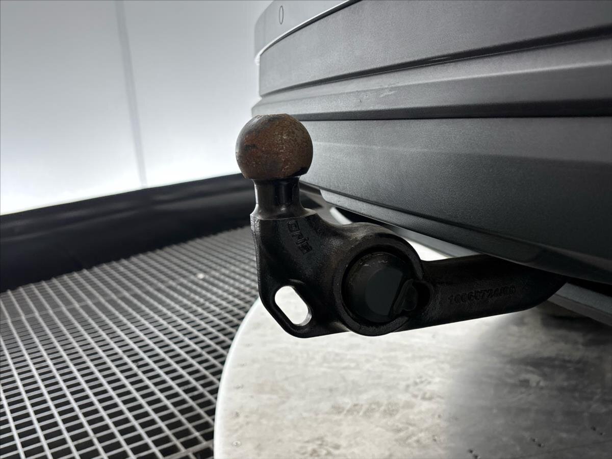 Škoda Karoq SUV / Terénní 2,0 l 110 kw