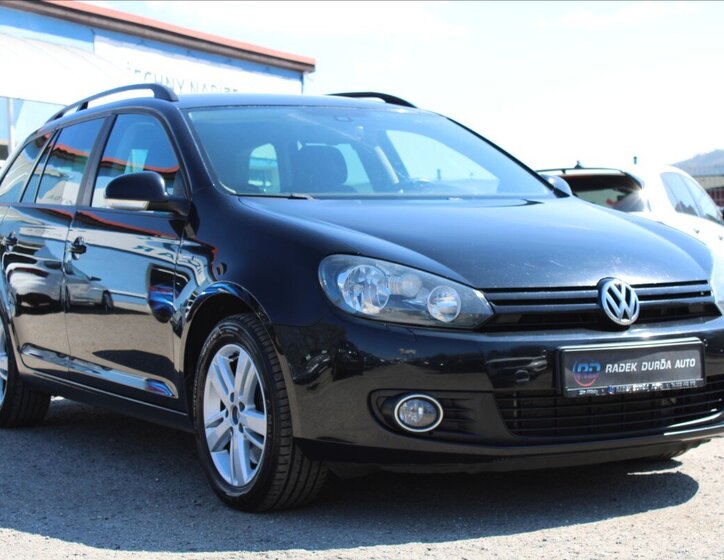 Volkswagen Golf Kombi 2,0 l 103 kw