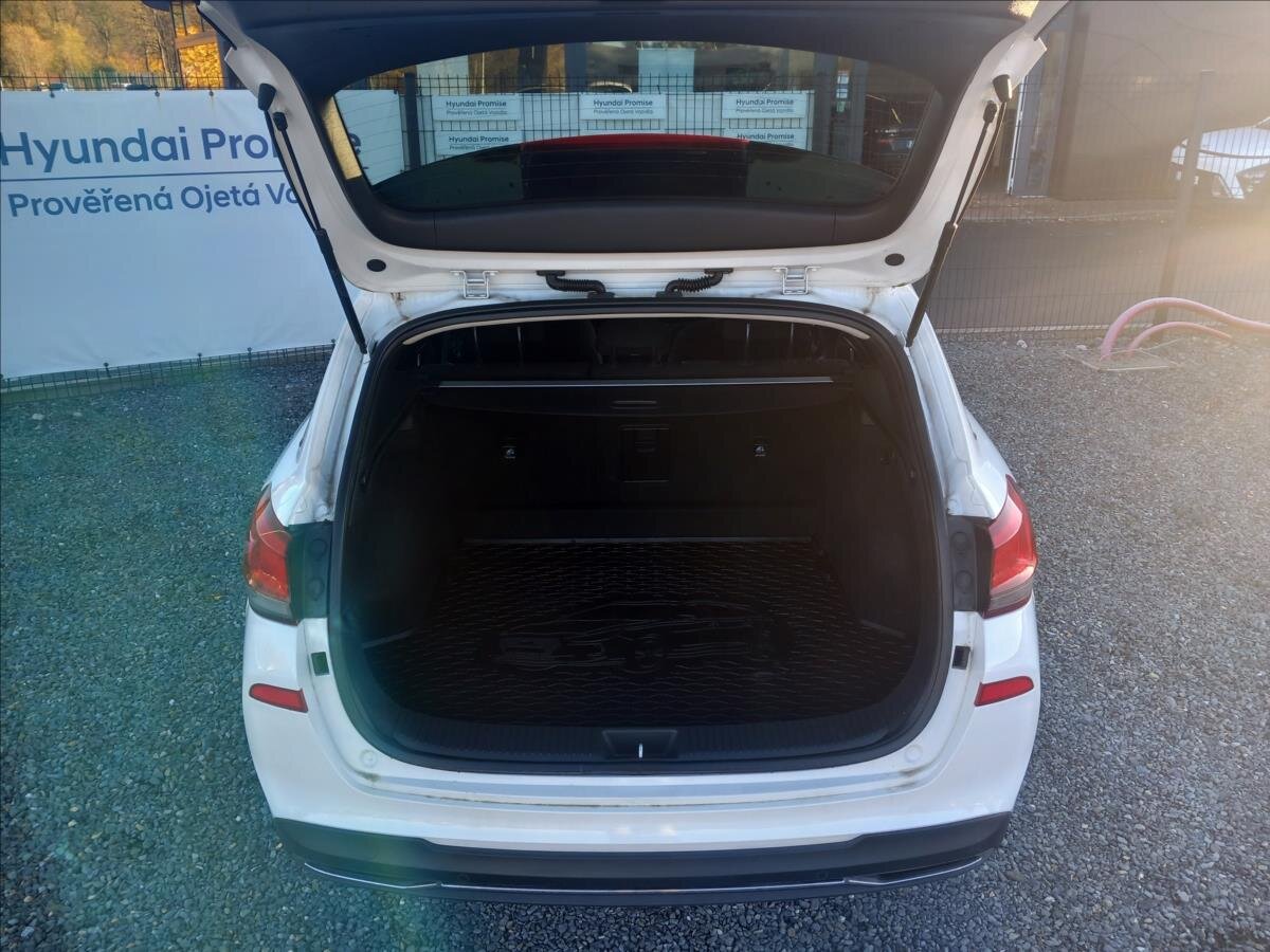 Hyundai i30 Kombi 998,0 88 kw