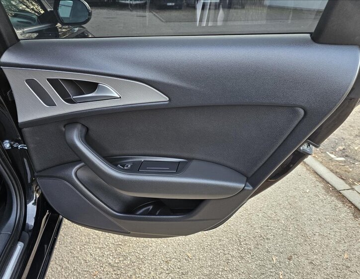 Audi A6 Kombi 3,0 l 180 kw