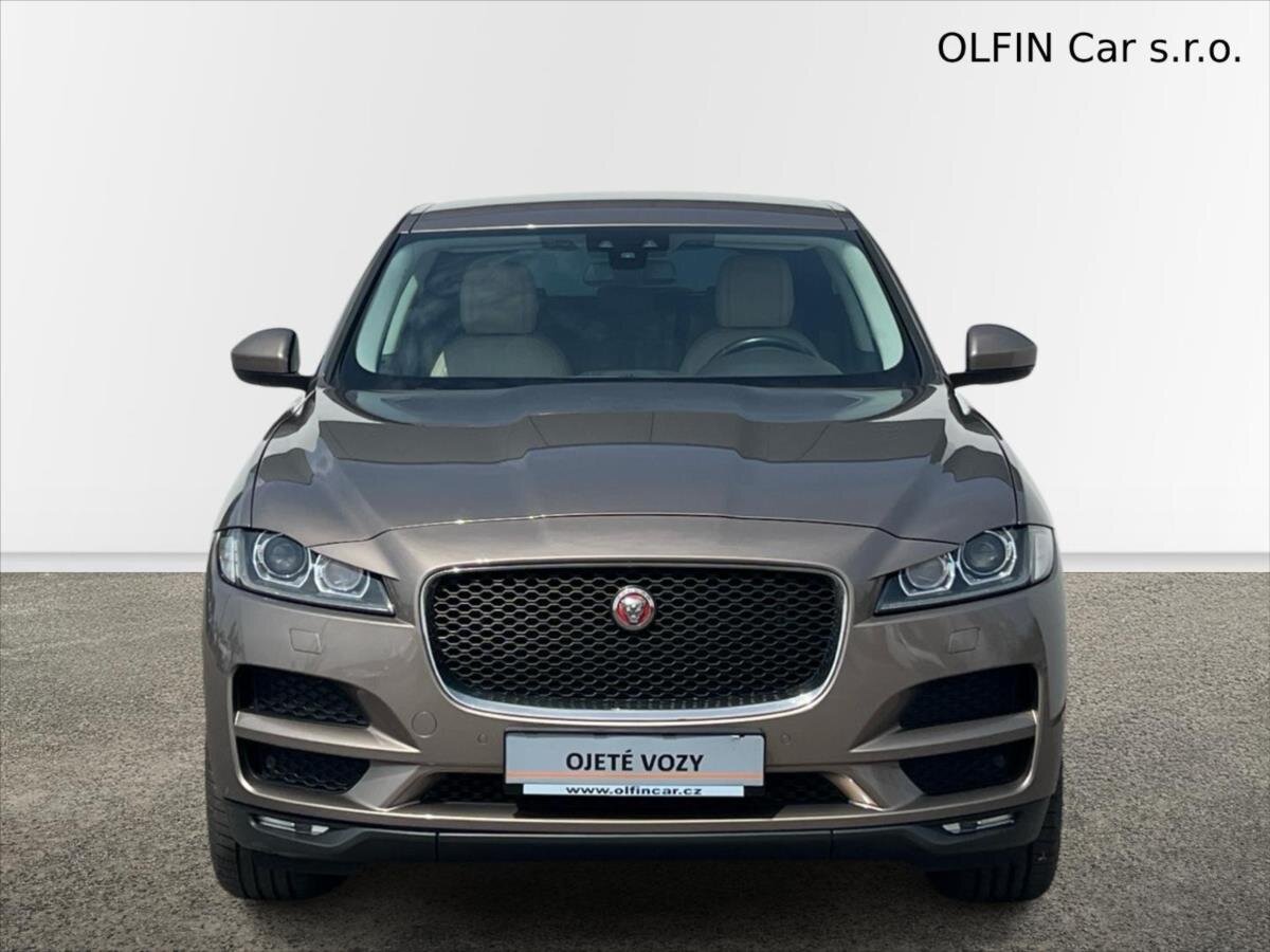 Jaguar F-Pace Kombi 2,0 l 132 kw