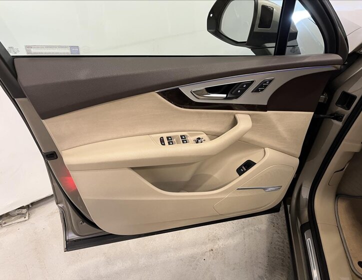Audi Q7 SUV 3,0 l 200 kw
