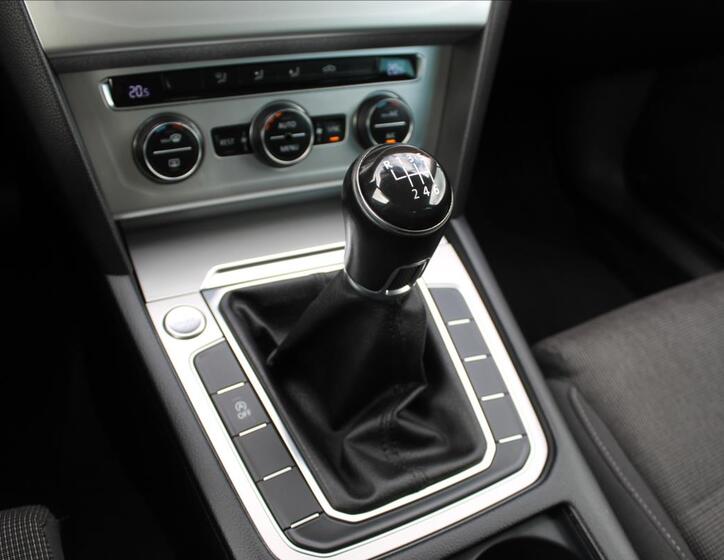 Volkswagen Passat 21