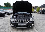 Škoda Superb 9