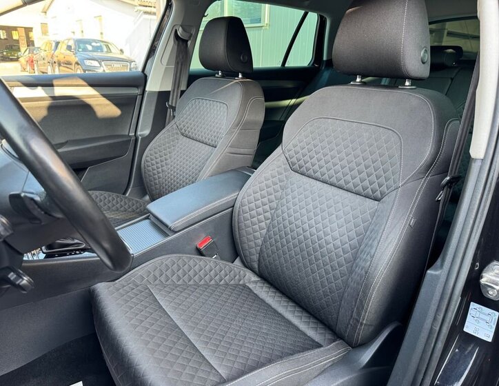 Škoda Superb Kombi 2,0 l 140 kw