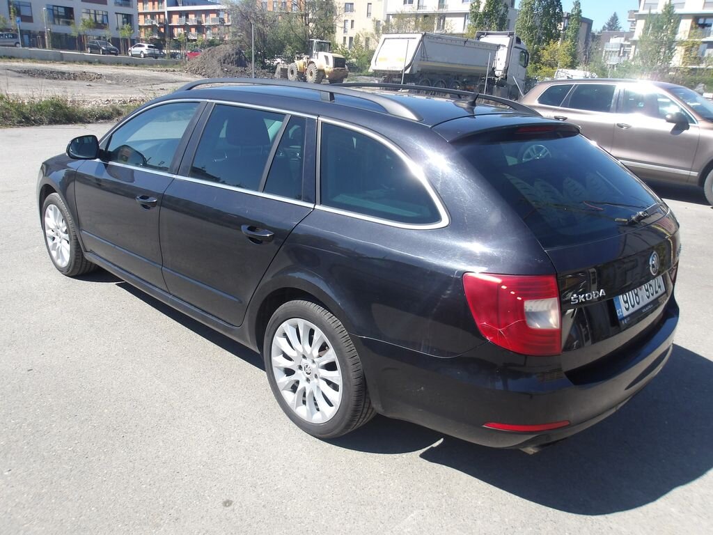 Škoda Superb Kombi 2,0 l 125 kw