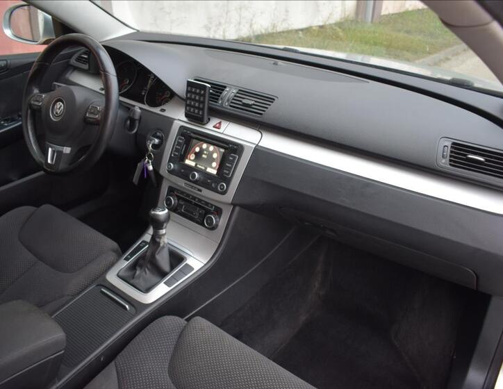 Volkswagen Passat 19