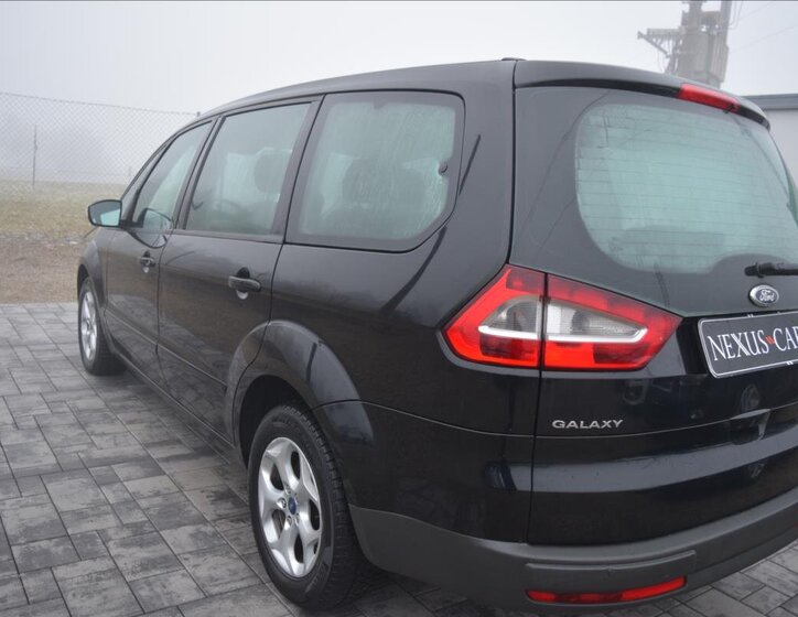 Ford Galaxy 7