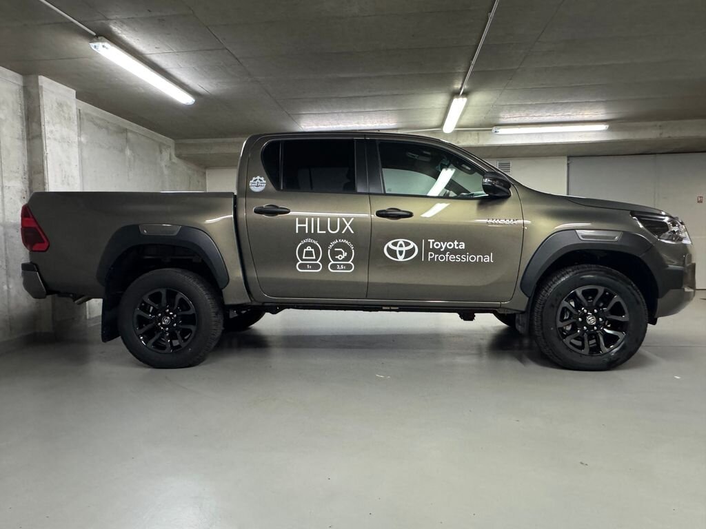 Toyota Hilux Pick-up 2,8 l 150 kw