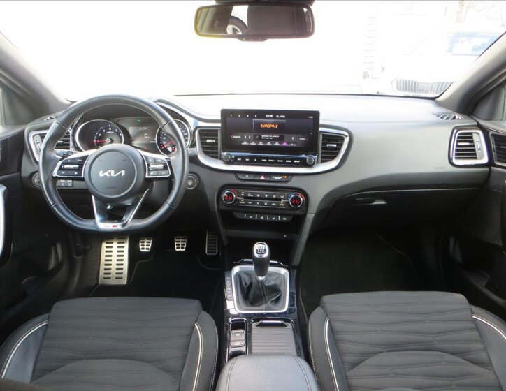 KIA ProCeed Kombi 1,5 l 117 kw