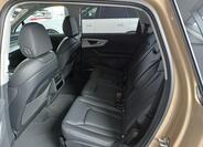 Audi Q7 9