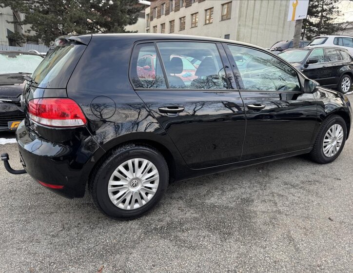 Volkswagen Golf Hatchback 1,6 l 77 kw