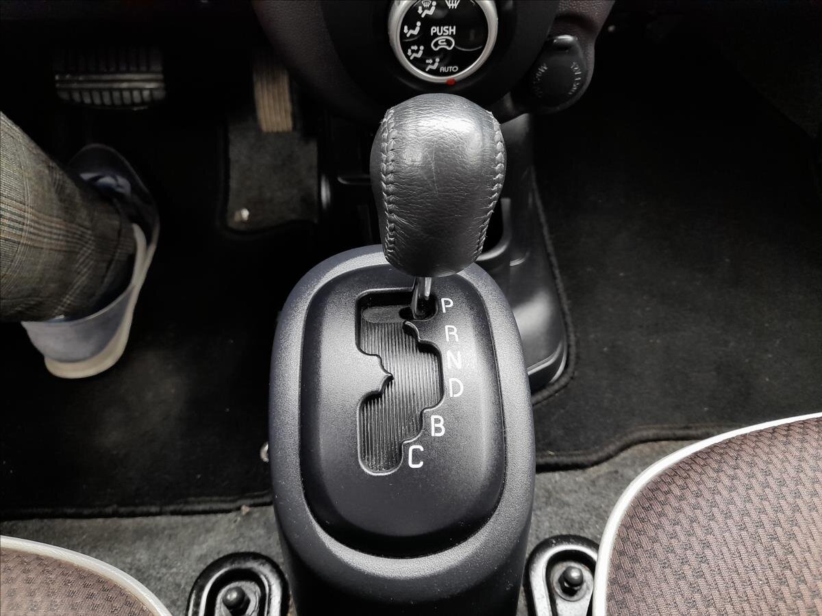 Mitsubishi Ostatní Hatchback 0,0 35 kw