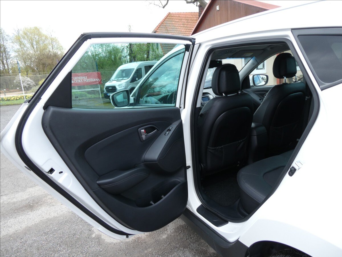 Hyundai ix35 SUV / Terénní 1,6 l 99 kw