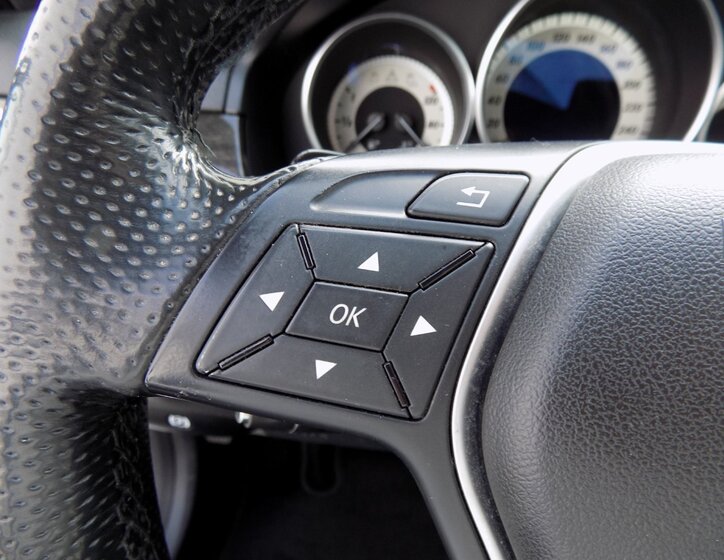 Mercedes-Benz Třídy E Sedan / Limuzína 2,1 l 125 kw