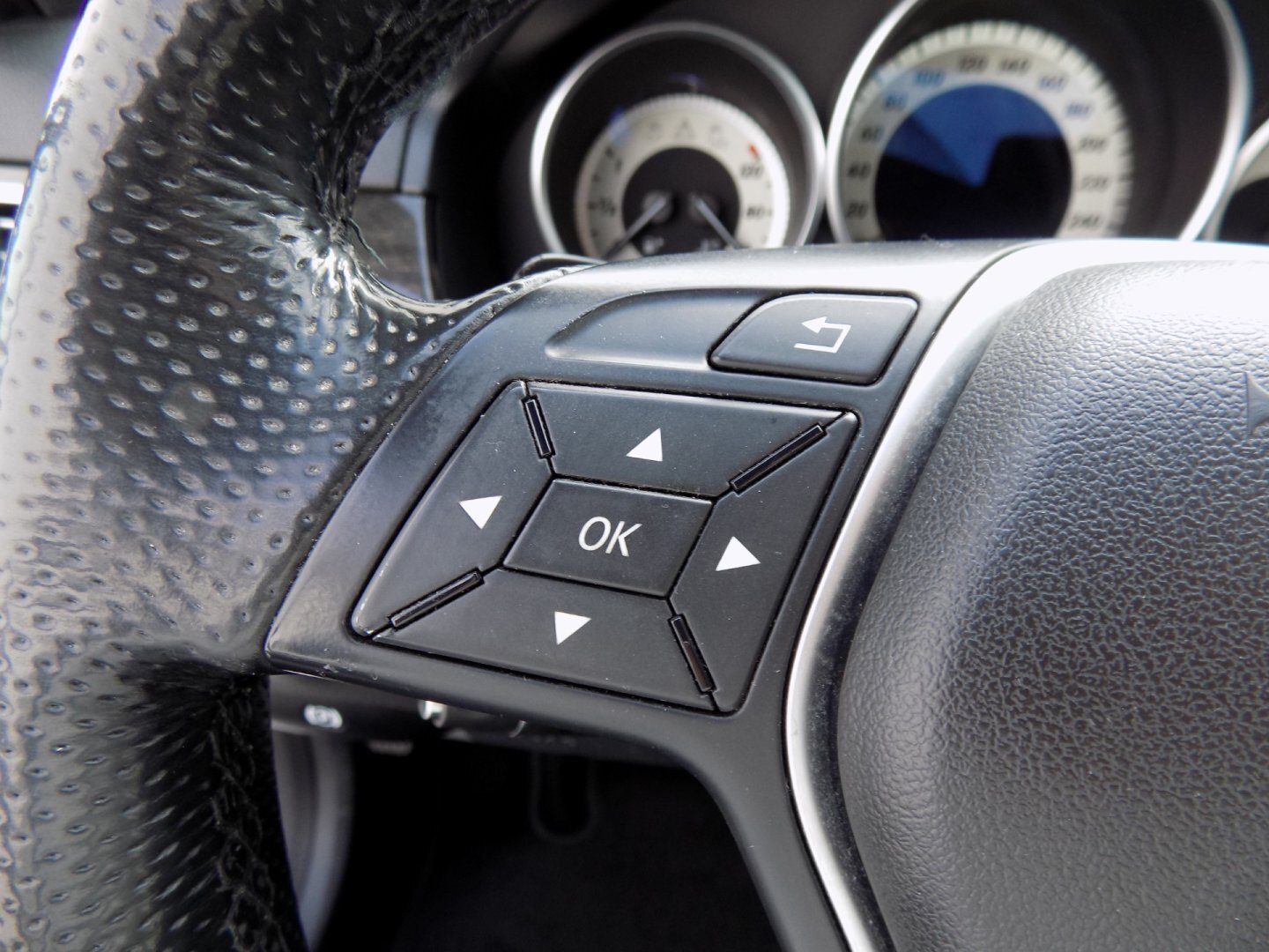 Mercedes-Benz Třídy E Sedan / Limuzína 2,1 l 125 kw