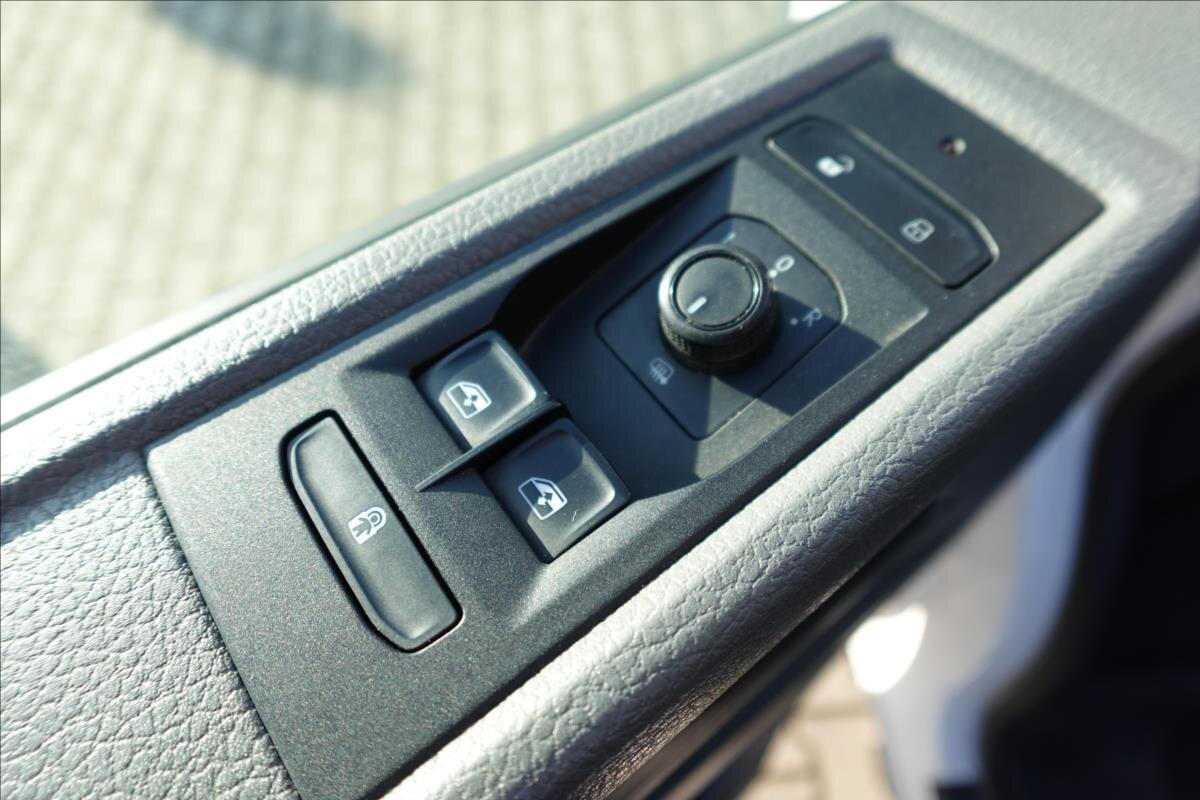 Volkswagen Transporter Ostatní 2,0 l 81 kw